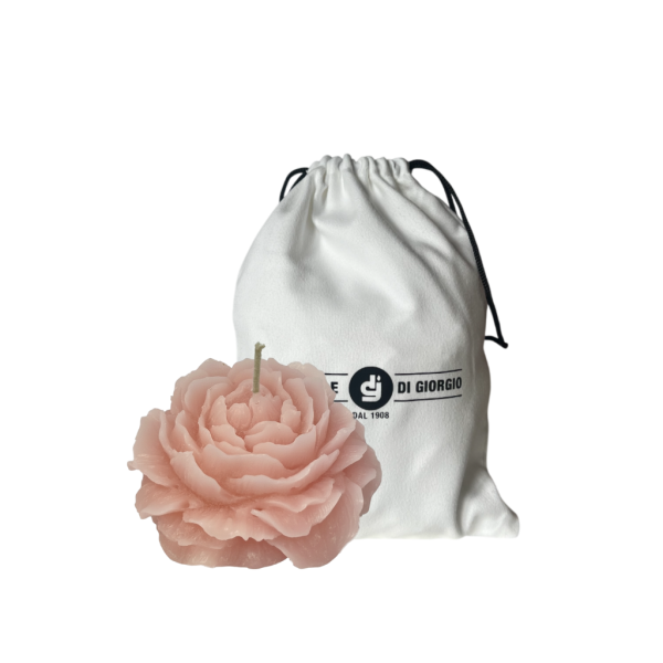 Candela a forma di Camelia - Colore Rosa  Polvere - Diametro 8 cm altezza 3,5 cm - con Sacchetto Regalo