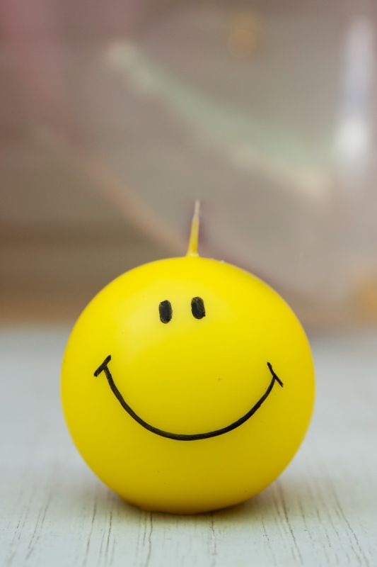 Candela Smile - Sfera diametro 6 cm decorata a mano
