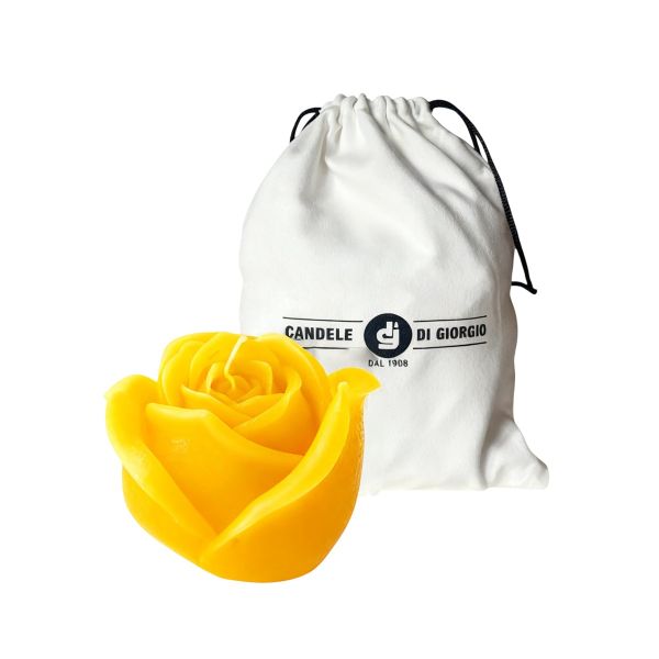Candela a forma di Bocciolo di Rosa - Colore Senape- Diametro 8 cm altezza 8 cm - con Sacchetto Regalo