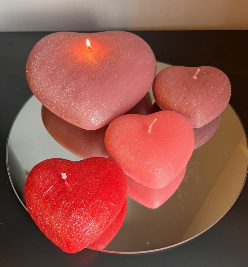 Candela artigianale a forma di cuore - 17 cm